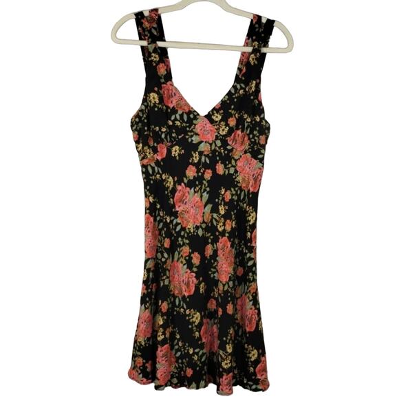 A Wayf Women's Black Pink Rose Floral Sweetheart Slip Flare Mini Dress Size S - Picture 1 of 9